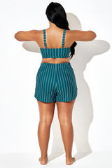 Plus Size Green ＆ White Pinstripe Shorts